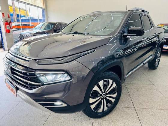 FIAT TORO 1.3 TURBO 270 FLEX VOLCANO AT6 FIAT TORO 1.3 TURBO 270 FLEX VOLCANO AT6